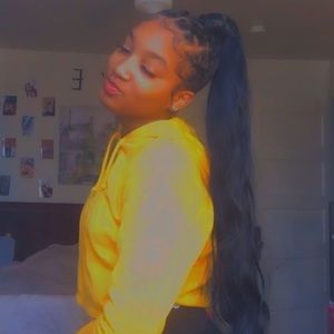 Meet your Posher, Kyia